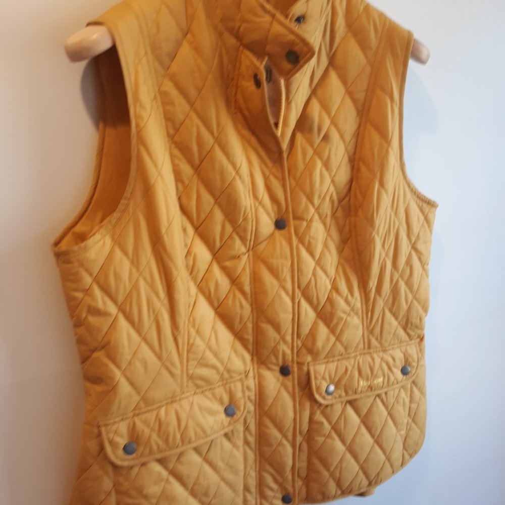 Barbour Ladies Otterburn Gilet/Vest NWT, Size 14 US, Yellow